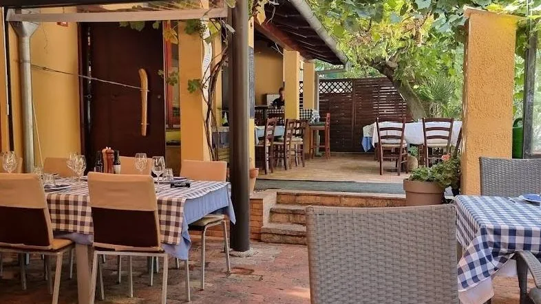 Insegna di un ristorante