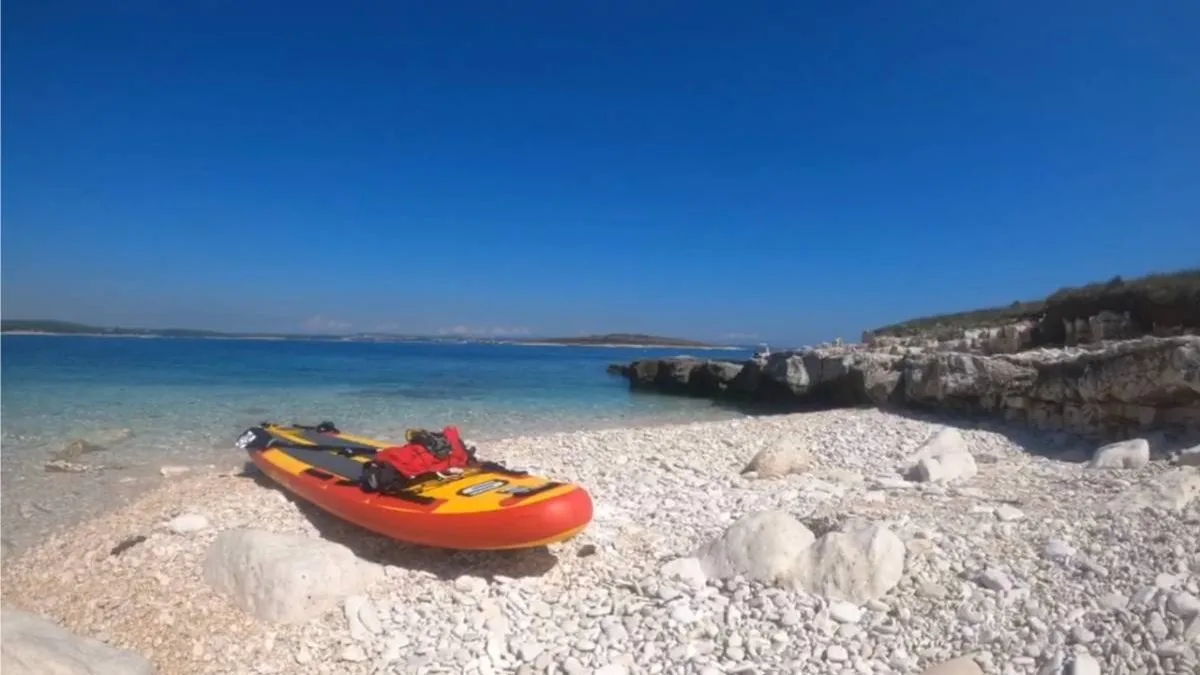 Stand up paddle sul mare di Premantura