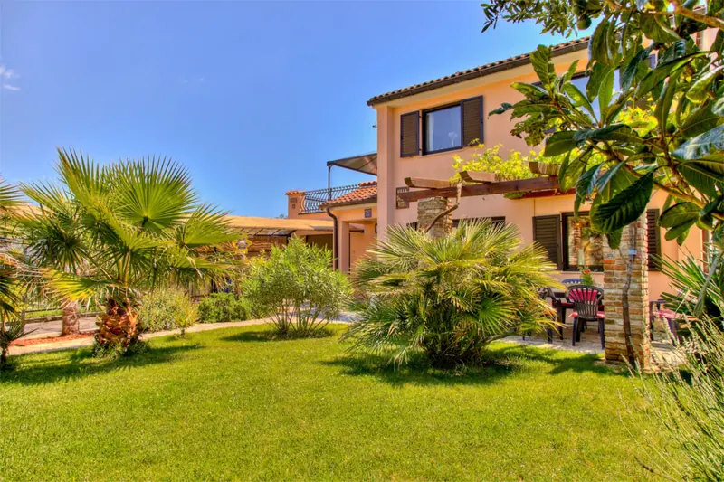 Villa Dolce Vita · Esterni